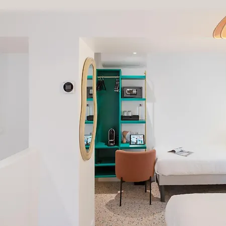 Trendy Canettes Hotel Paris Exterior photo